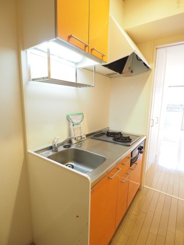 キッチン　※別部屋参考写真