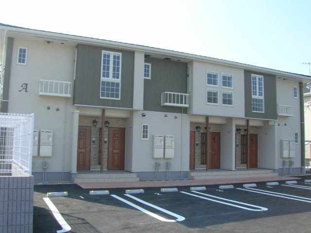 建物外観　外観は落ち着いています