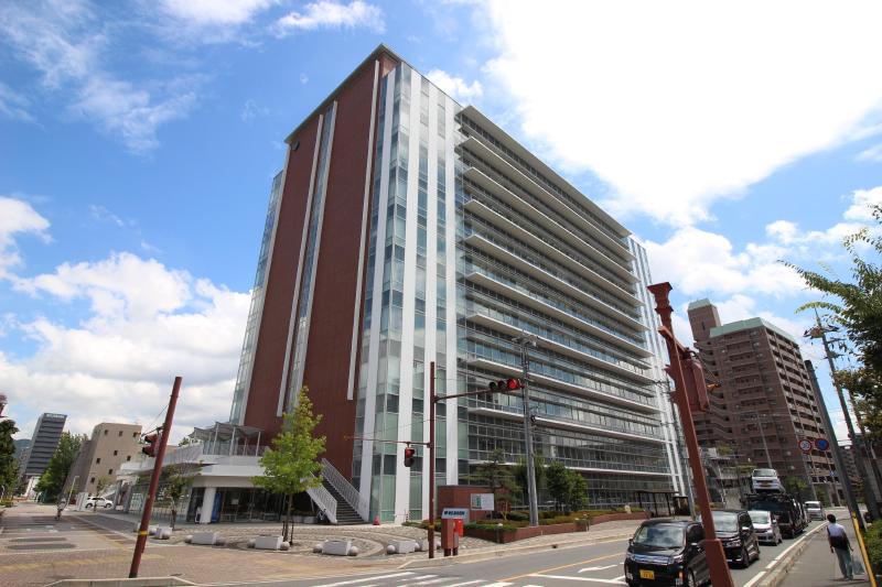 役所　東広島市役所（役所）まで200m