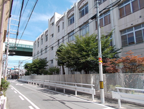 役所　大阪市旭区役所（役所）まで178m