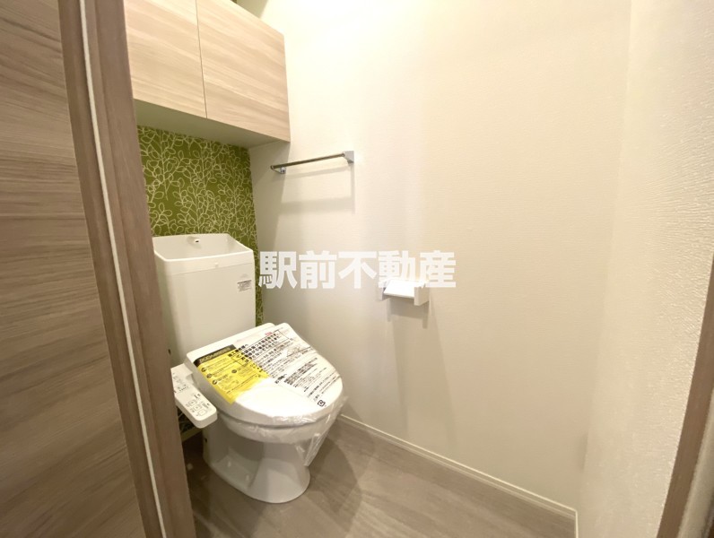トイレ　写真は同型タイプ