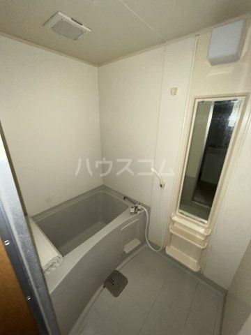 メゾネットα B棟の風呂写真