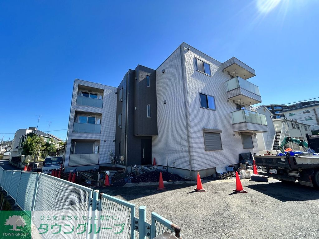 建物外観　★お部屋探しはタウンハウジング稲田堤店まで★