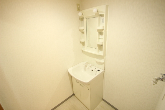 洗面設備　※別部屋の写真です