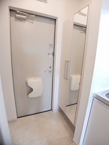 玄関　落ち着いた玄関です
