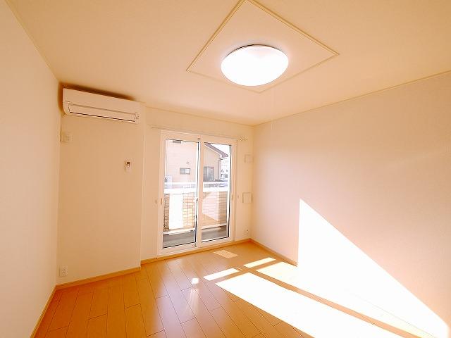 その他部屋・スペース　個人の部屋や寝室として使える洋室です