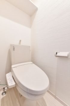 トイレ　※同物件別号室参考写真