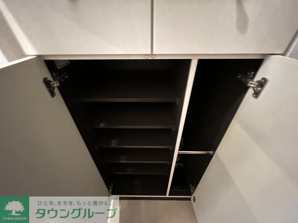 収納　同じタイプの別部屋写真
