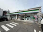 コンビニ　ファミリーマート四日市堀木一丁目店（コンビニ）まで189m