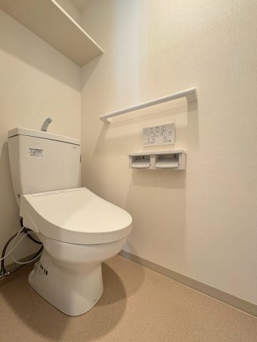 阪急甲陽線 苦楽園口駅 徒歩3分 4階建 築6年のトイレ写真