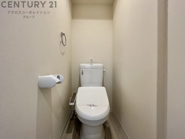 トイレ　温水洗浄便座付きトイレです！