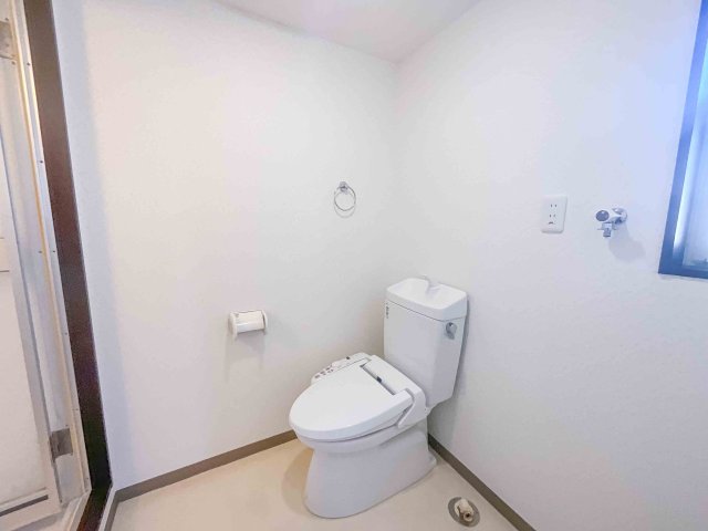 テラス幹のトイレ写真