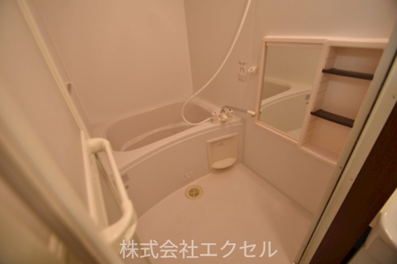 京王線 南平駅 徒歩10分 2階建 築22年の風呂写真