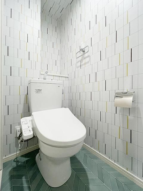ＪＲ鹿児島本線 竹下駅 徒歩13分 7階建 築3年のトイレ写真