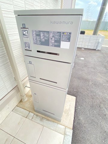 ＪＲ内房線 浜野駅 徒歩24分 3階建 築2年の外観写真