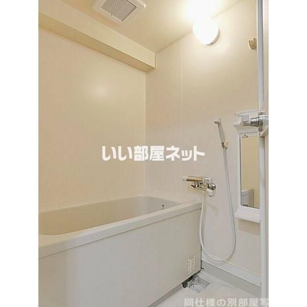 リーフマンション グロリアスの風呂写真