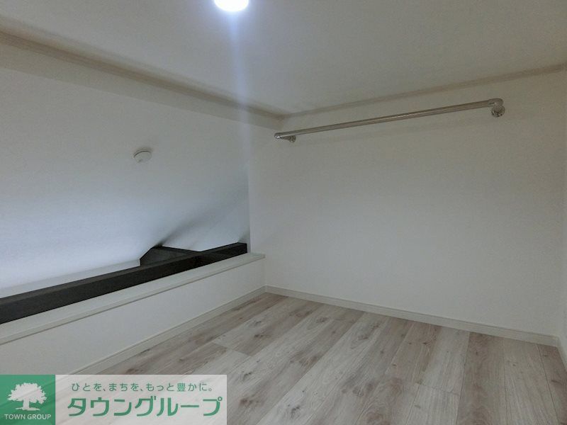 その他部屋・スペース　階段式ロフトは寝室としても使えそうです！