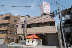 スーパー　マルマン卸売センター（スーパー）まで379m