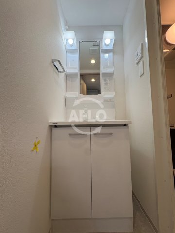 洗面設備　ArtizA瓦屋町II　独立洗面台