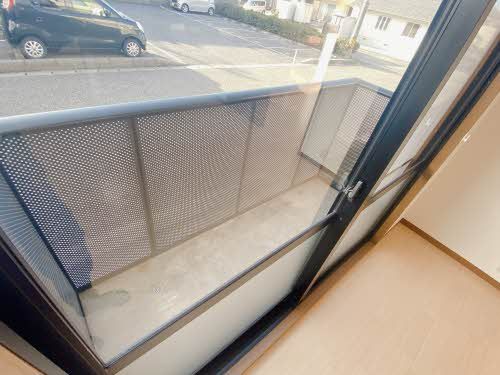 ＪＲ信越本線 新潟駅 バス乗車時間：19分 最寄りバス停で下車 徒歩8分 2階建 築28年の内装写真
