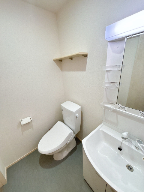 トイレ　※別部屋の写真です。