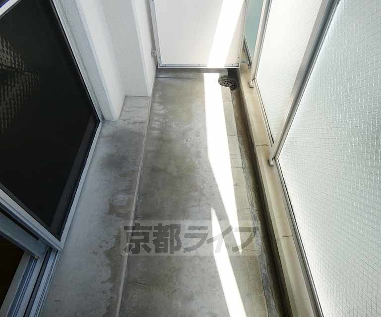 トイレ　棚付きです