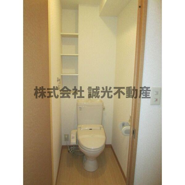 西鉄天神大牟田線 井尻駅 徒歩15分 8階建 築22年のトイレ写真