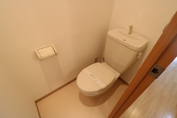 THE BASE 四条大宮のトイレ写真