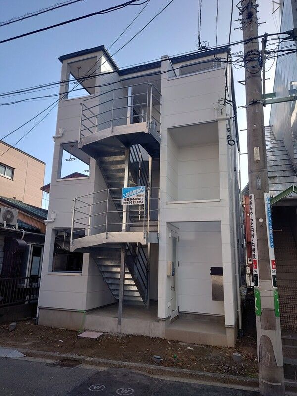 建物外観　最寄駅まで通いやすい好立地物件です☆
