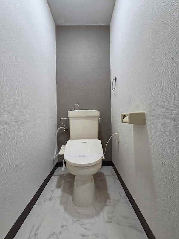 プレアール鷹の巣IIのトイレ写真