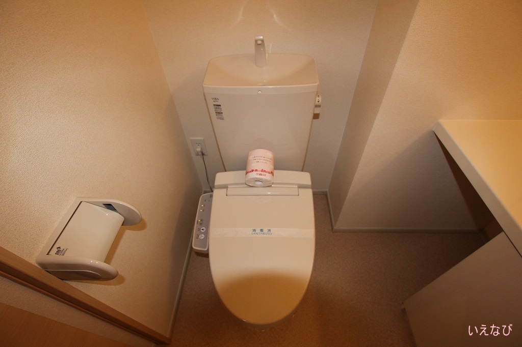 ＪＲ山陽本線 東福山駅 徒歩25分 2階建 築13年のトイレ写真