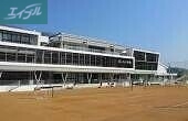 中学校　岡山市立岡北中学校（中学校）まで788m