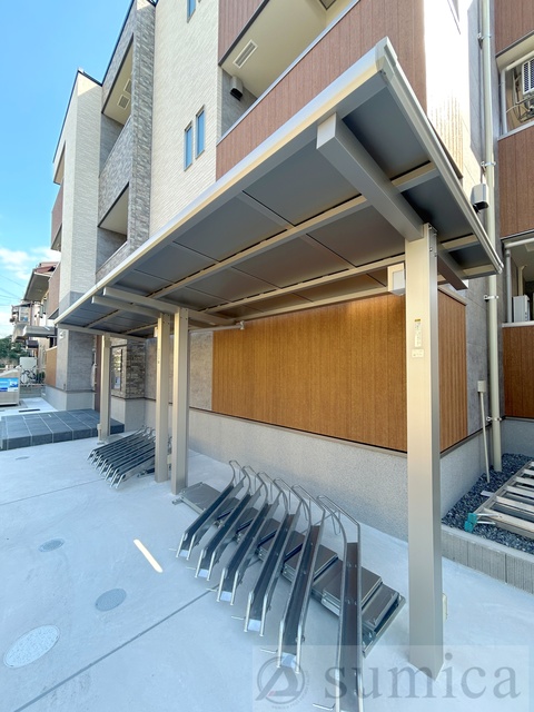 その他共有部分　屋根付き駐輪場が嬉しいです♪♪