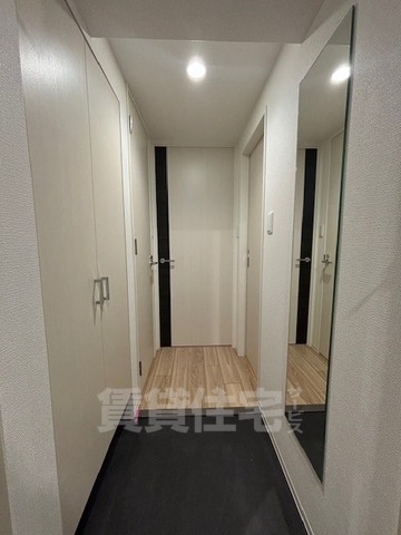 地下鉄御堂筋線 江坂駅 徒歩7分 15階建 築3年の玄関写真