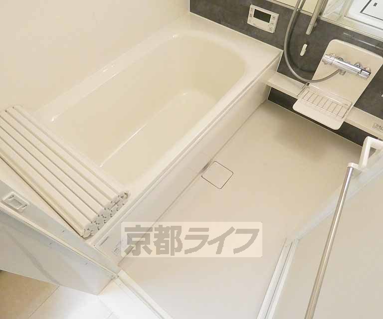バス・シャワールーム　ひと坪バスルーム。