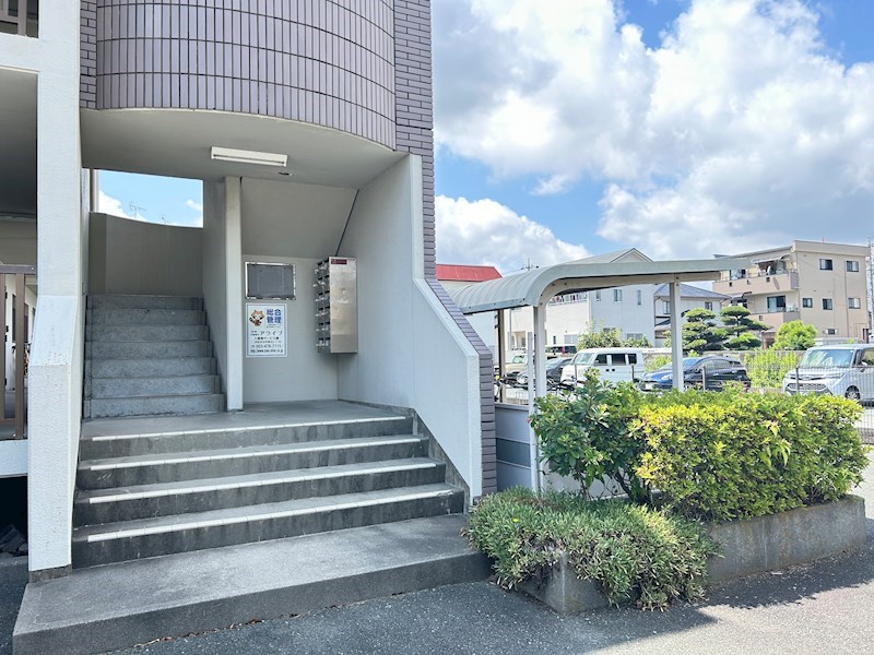 エントランス　類似画像　現状優先