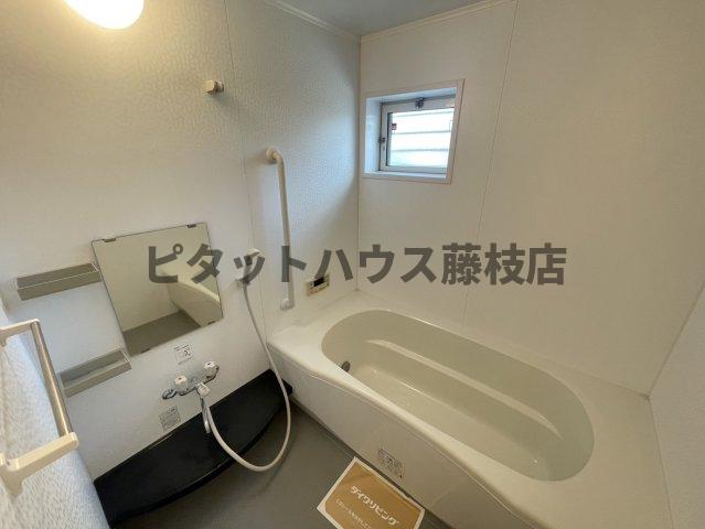 ＪＲ東海道本線 西焼津駅 徒歩17分 2階建 築19年の風呂写真