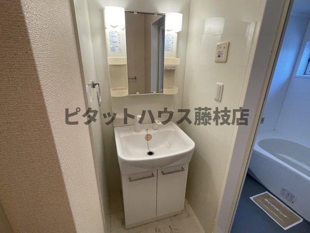 ＪＲ東海道本線 西焼津駅 徒歩17分 2階建 築19年の内装写真