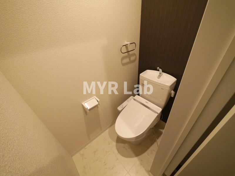 ＪＲ鹿児島本線 春日駅 徒歩15分 3階建 築9年のトイレ写真