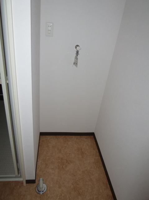 AZMONDの内装写真
