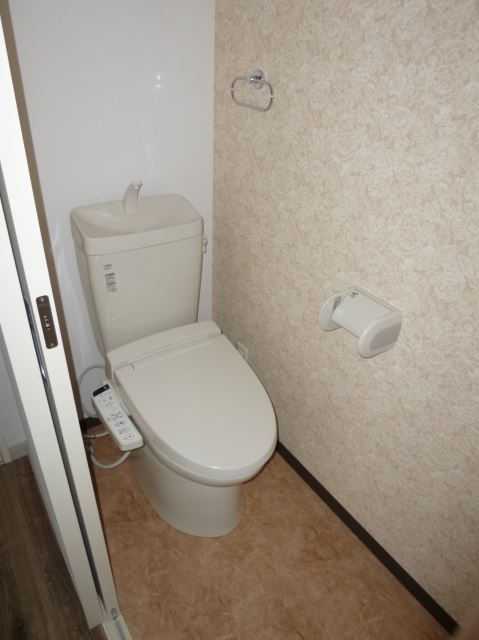AZMONDのトイレ写真
