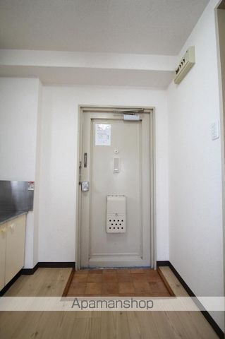高松琴平電鉄琴平線 三条駅 徒歩5分 5階建 築38年の玄関写真