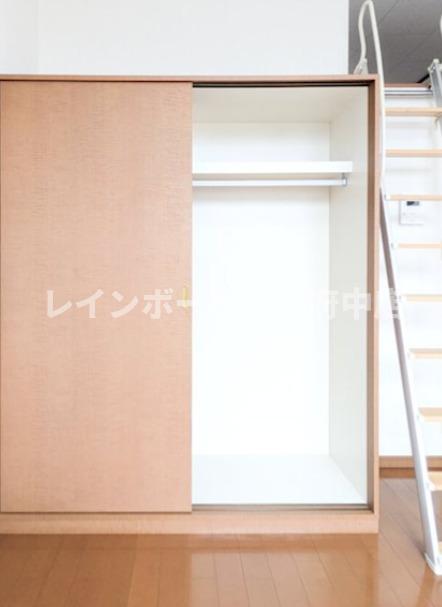 メインシティガーデン 新井弐番館の内装写真