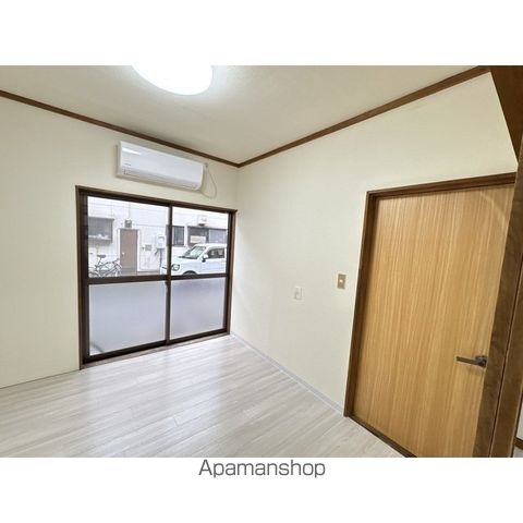 スカイハイツA 大泉町の居間写真