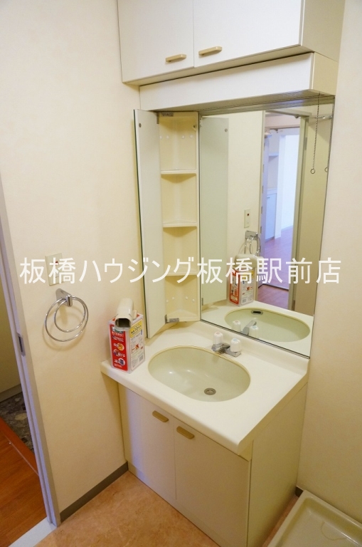 ロワール赤塚の内装写真
