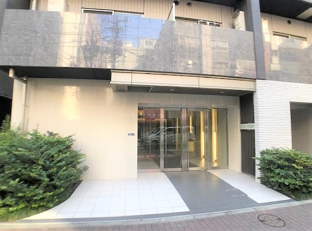 東京メトロ日比谷線 八丁堀駅 徒歩1分 12階建 築14年の外観写真