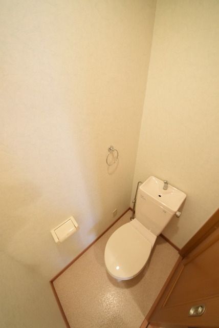 トイレ　★お部屋探しは株式会社タウンハウジング東京まで★