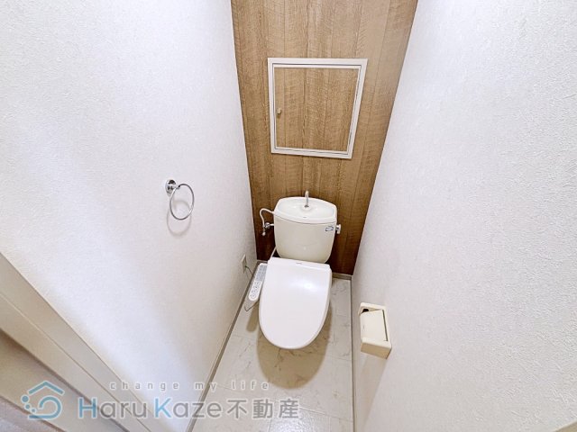 地下鉄名港線 東海通駅 徒歩7分 7階建 築36年のトイレ写真