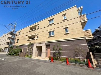 建物外観　オートロック付きで安心です！