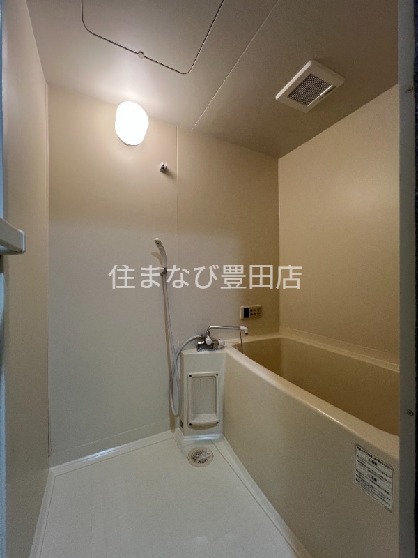バス・シャワールーム　同型タイプ